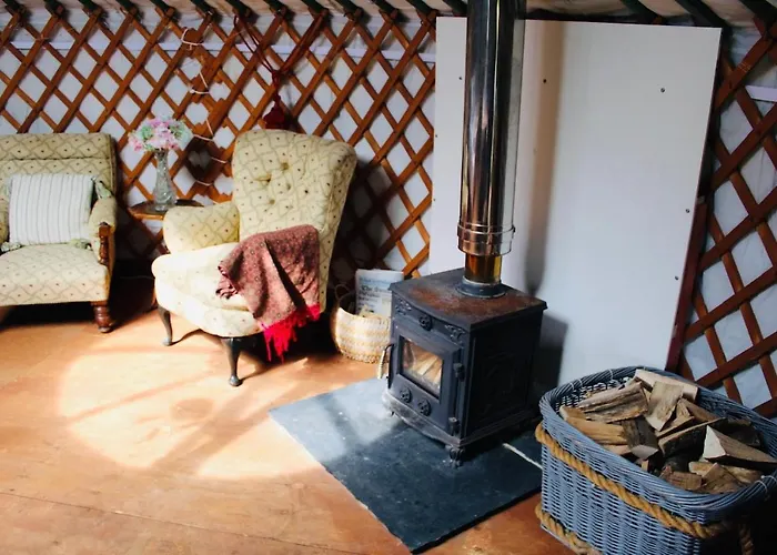 Surrey Lakes Glamping Guildford, United Kingdom