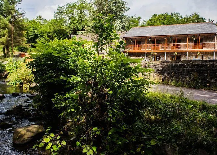 Falcon Inn Retreat