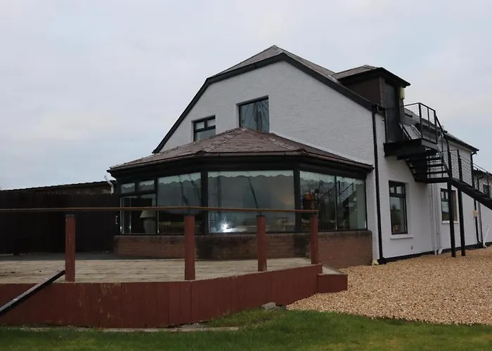 Hillview Lodge