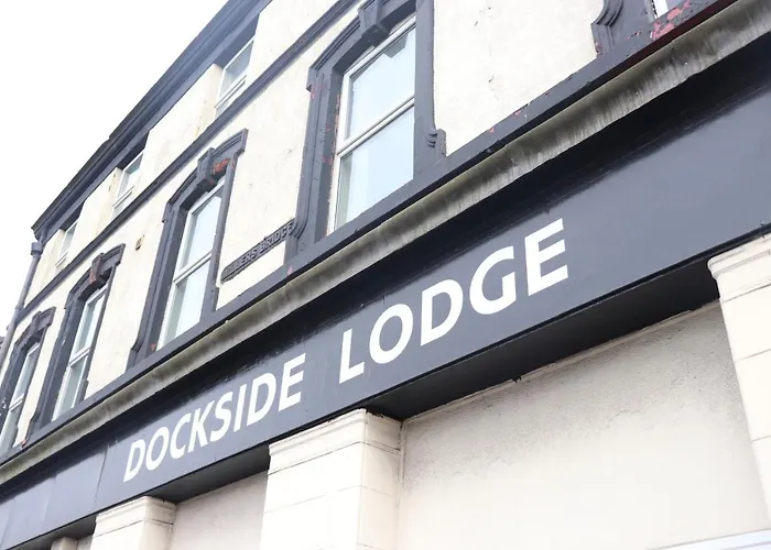 Dockside Lodge