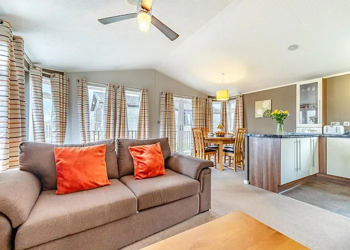 Ashby Woulds Lodges And Spa