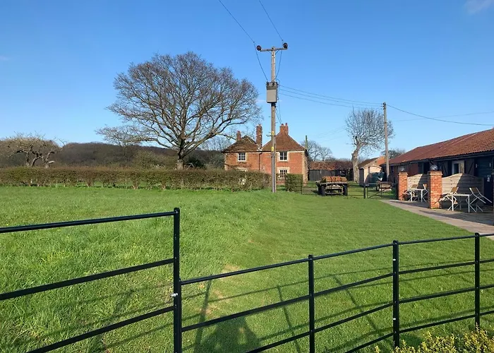 Plumptons Farm Holiday Lodges