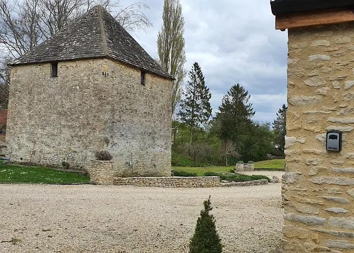 Dove House Cottages - No 2 Witney, United Kingdom