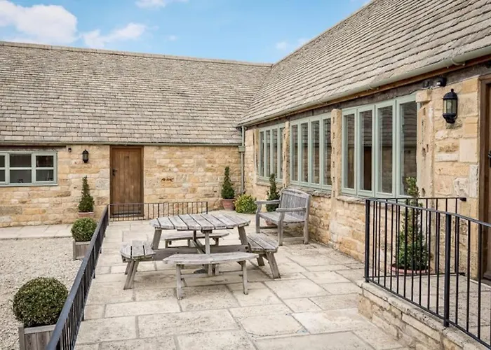 Groves Barn At Norton Grounds Villa Chipping Campden, United Kingdom