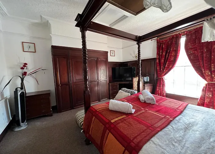 Georgian House Hotel