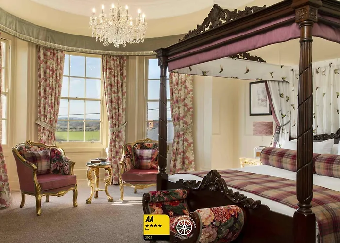 The Tudor House Hotel, Tewkesbury, Gloucestershire - The Coaching Inn Group, United Kingdom