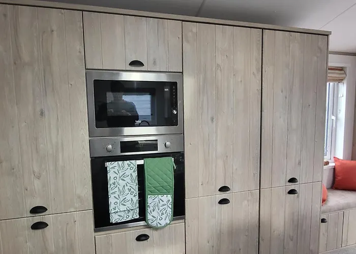 Honeycomb Lodge - Holiday Home 5 Min From Padstow