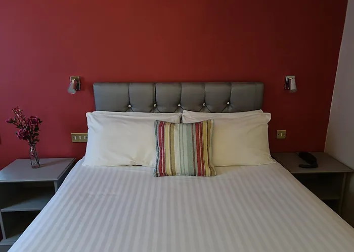 Superior Hotel