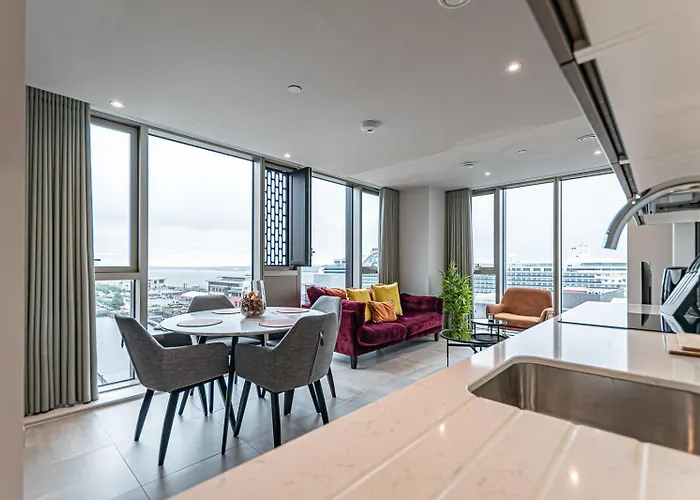 The Lexington - Luxury Serviced Apartments City Centre - City And Waterfront Views
