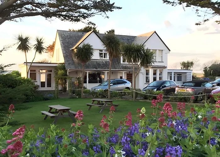Pine Lodge Hotel