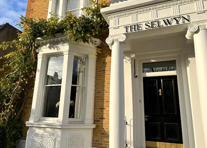 Selwyn, Richmond