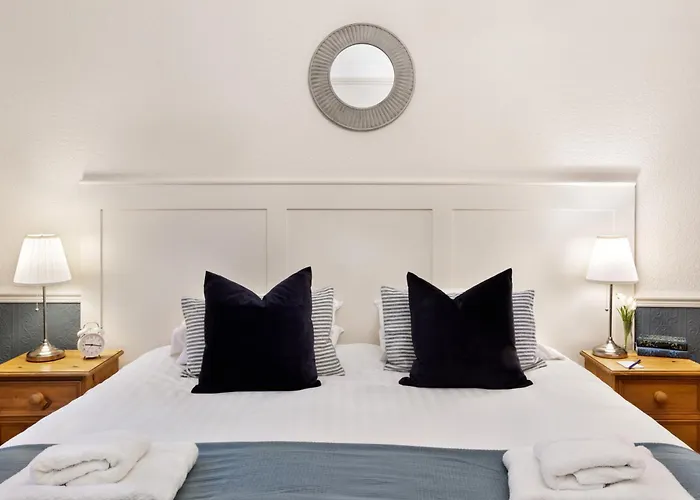 Fountains Guest House - Harrogate Stays With Free Parking, United Kingdom