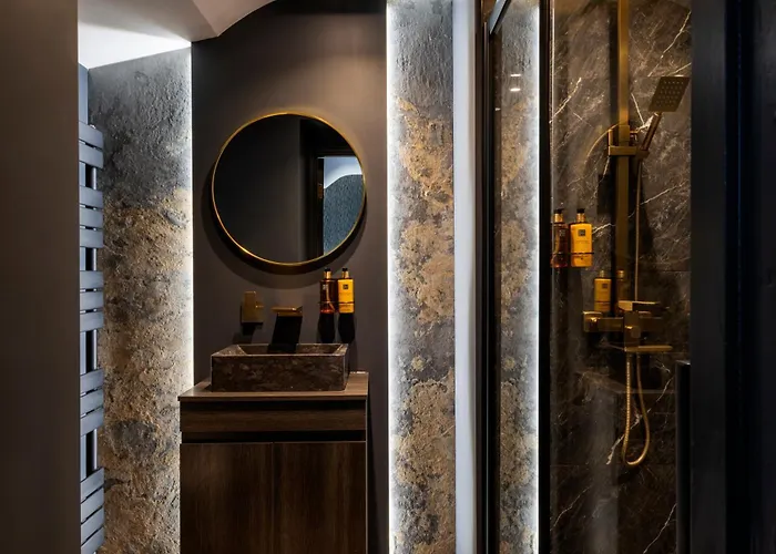 Derwent Manor Boutique Hotel