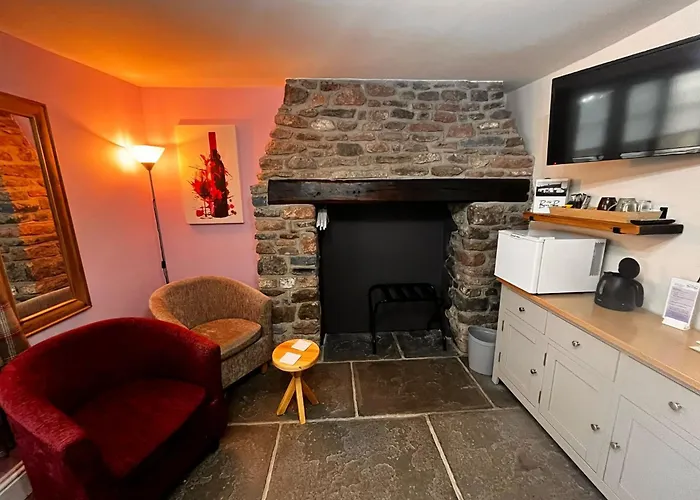 Old Manor House Bed & Breakfast Axbridge, United Kingdom