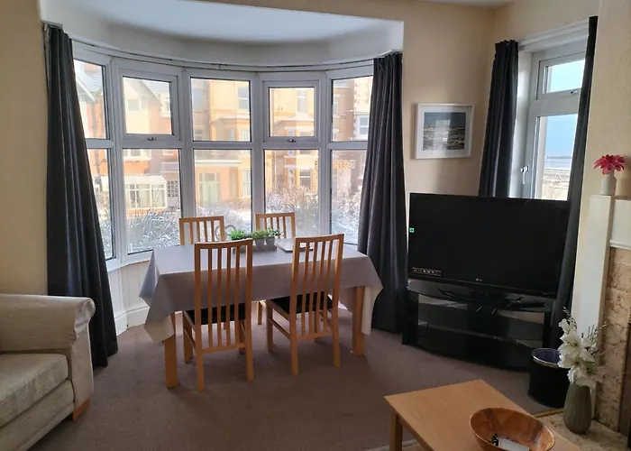 Ashton Holiday Flats Seaviews