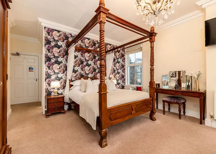 Wheatlands Lodge-Windermere - Award Winning - Adult Only - Free Car Park