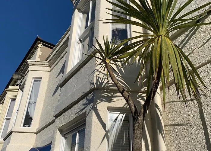 Cunard Guest House
