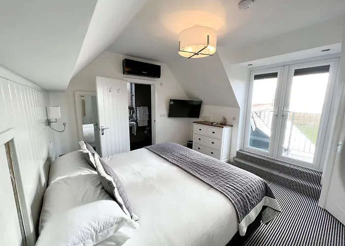 St Annes Beach Apartments