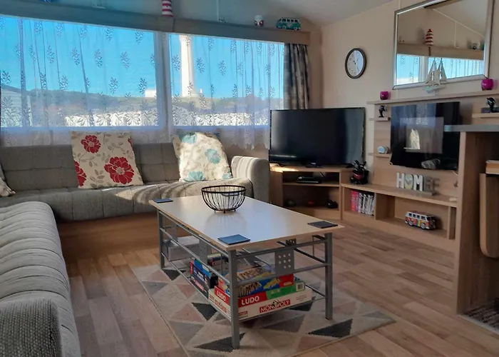 Hollies Retreat