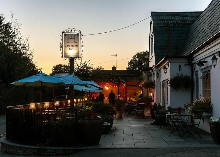 Carpenters Arms