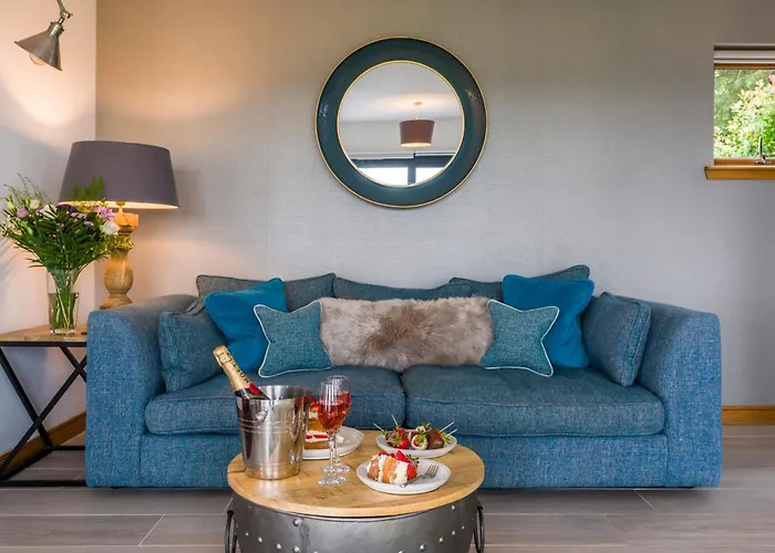The Hideaway Experience Villa Dundee, United Kingdom