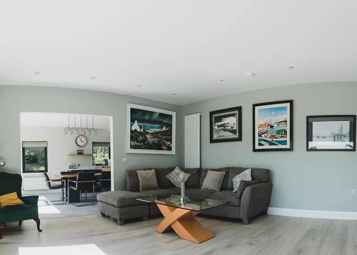 Erinona House Villa Stonefort, United Kingdom