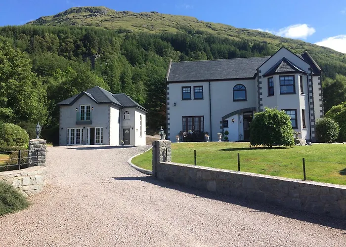 Outlander Glencoe At Creag An-T Sionnaich Glencoe Ballachulish Highlands Near Fort William