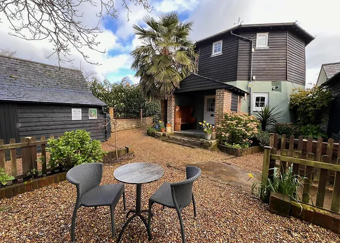 Hunston Mill Self Catering Dog Stay For Free Chichester, United Kingdom