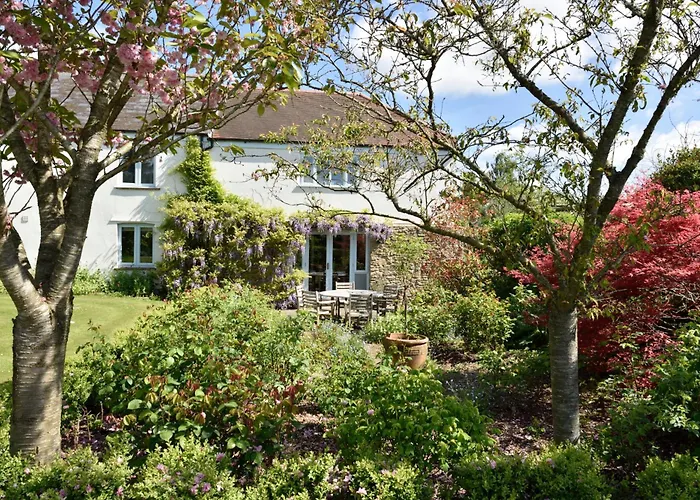 Munden House