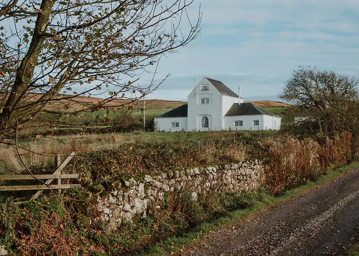 Kilchrist Castle Cottages