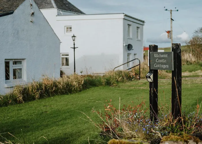 Kilchrist Castle Cottages