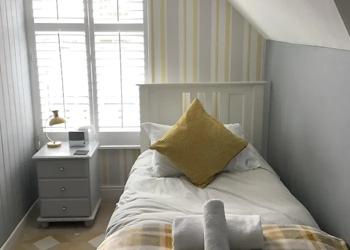 Camelot Guest House Falmouth, United Kingdom