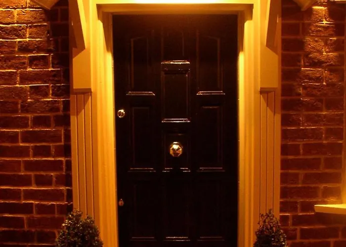61 Warwick Road