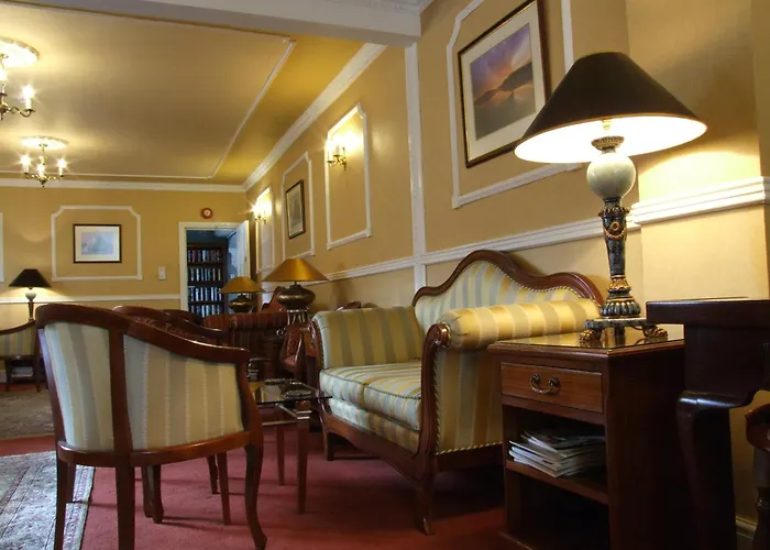 Ely House Hotel