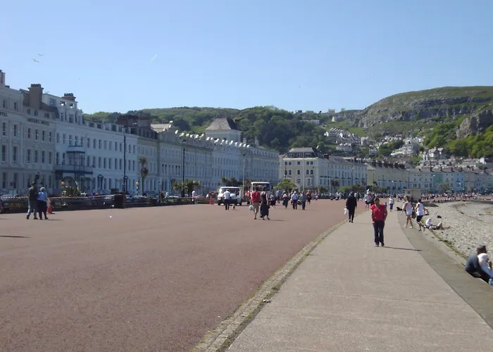 The Trevone, Llandudno Bed & Breakfast, United Kingdom