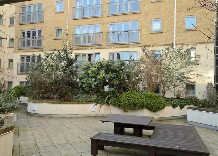 Hamilton Court Apartments From Your Stay Bristol