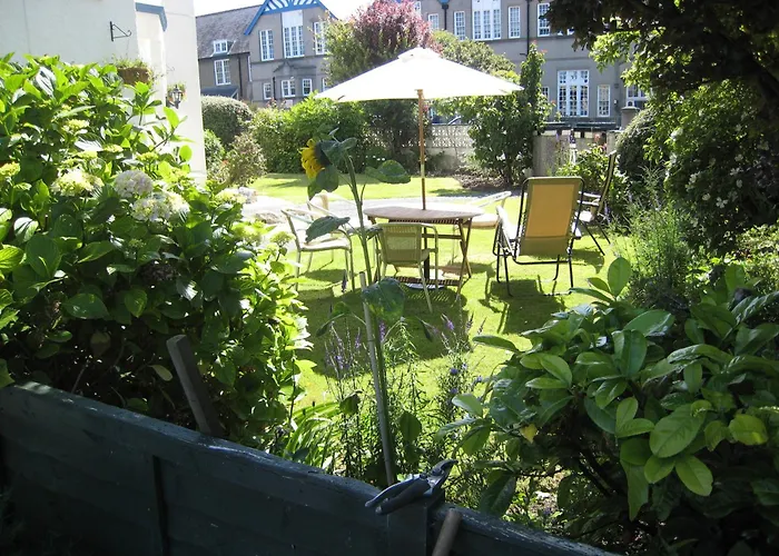 Kenmore Guest House