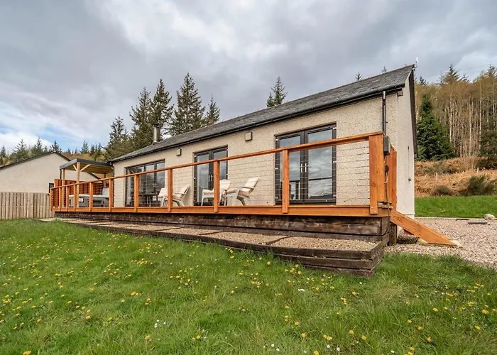 Shoreland Lodges - Holly Lodge