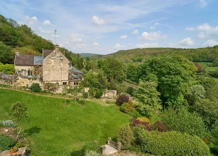 Luxury Big House Berkeley House Near Bath Villa, United Kingdom
