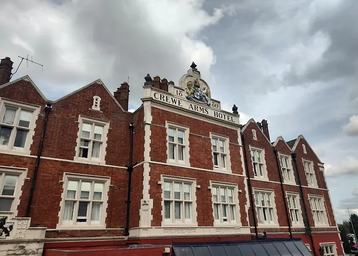 Crewe Arms Hotel