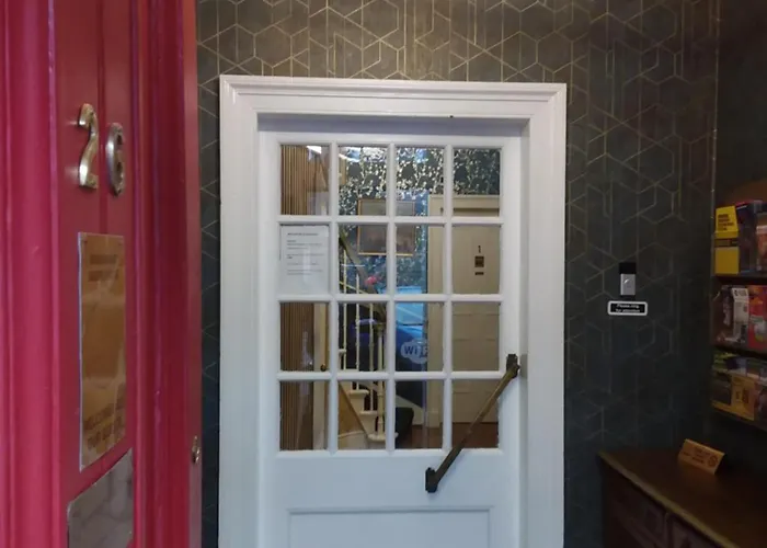 Ivy- Braveheart Guest House Edinburgh, United Kingdom