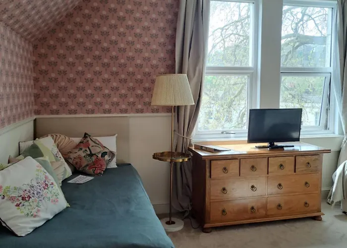 Avon Guesthouse