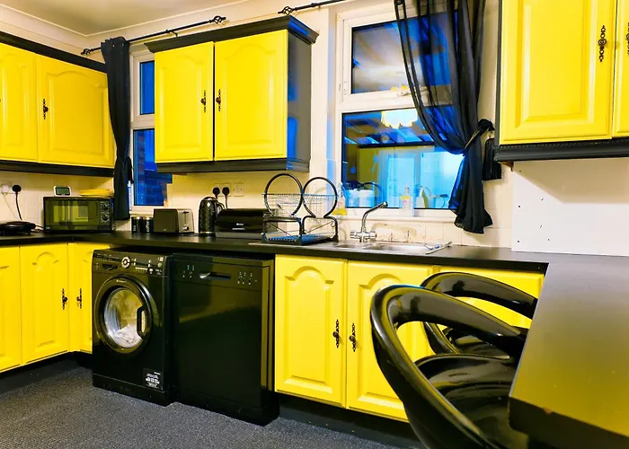 Busy Bee - Guest House - Self Service