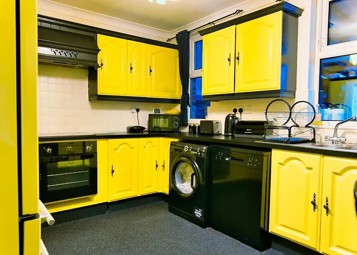 Busy Bee - Guest House - Self Service