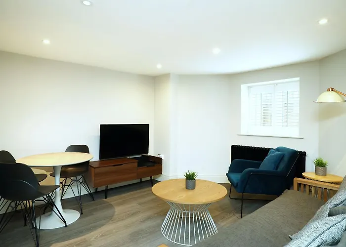 60 Manchester Road Altrincham, United Kingdom