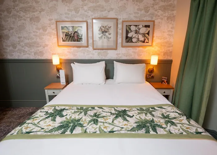 The White Hart Inn By Greene King Inns