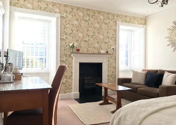17 Burgate