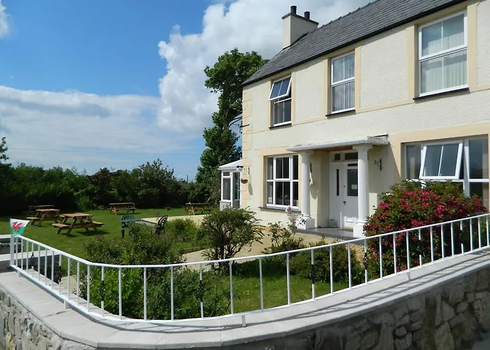 Taldrwst Farmhouse