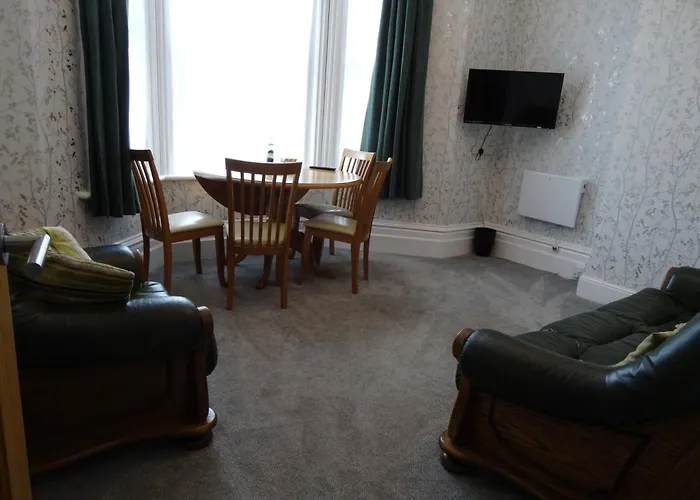 Victoria Lodge