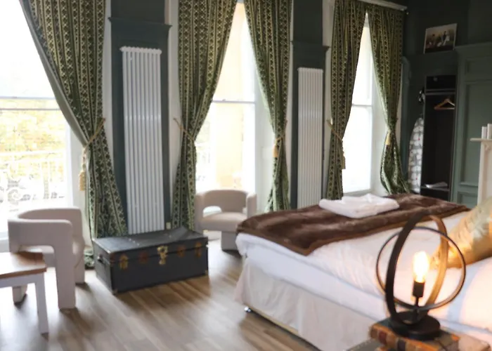 Rooms On The Prom